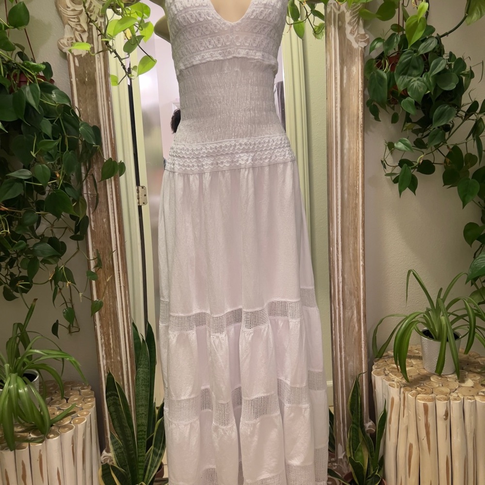 Chic White Crochet Maxi Dress